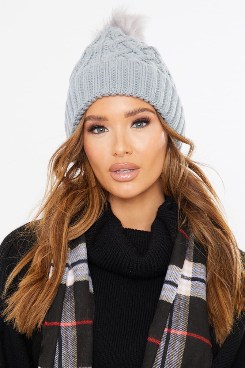 GREY CABLE KNIT BOBBLE HAT