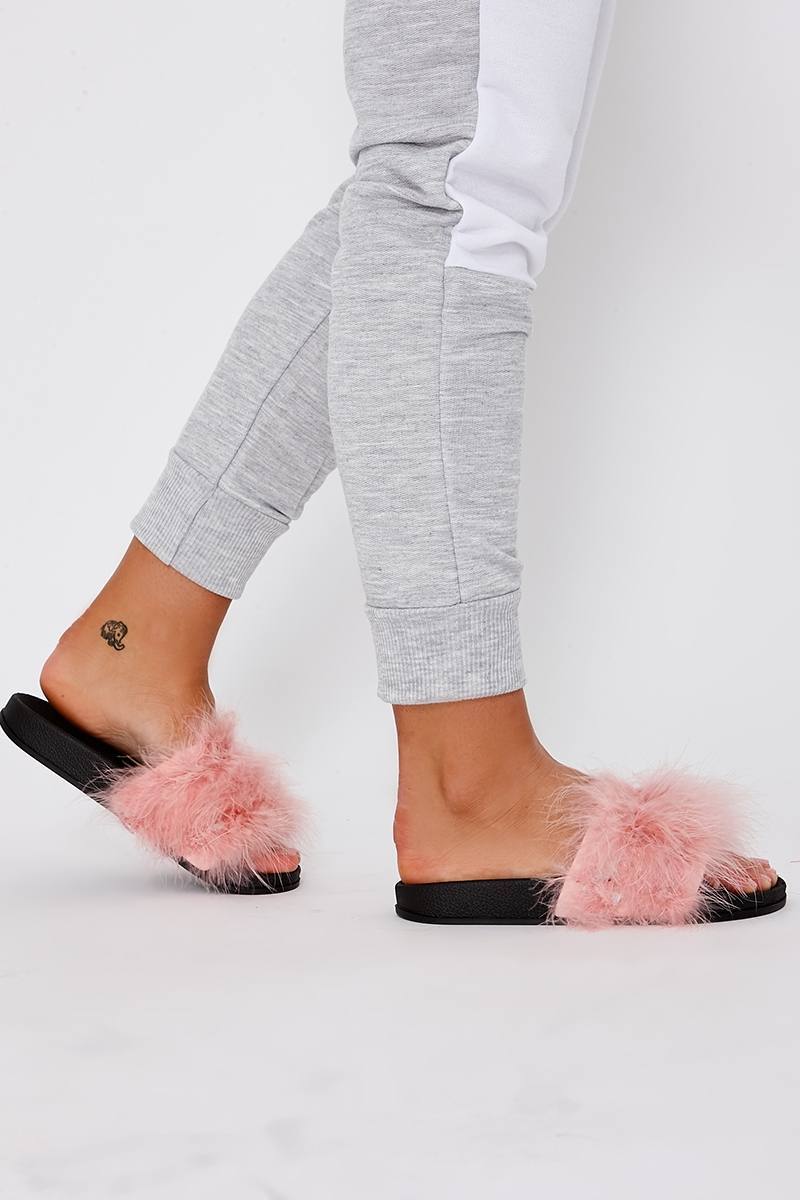 KARRIANA BABY PINK EXTREME FLUFFY SLIDERS